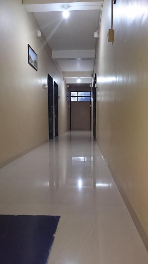 Yuvraj Lodge Osmanabad 外观 照片